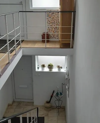 Δωμάτια σε οικογενειακή κατοικία Upstairs