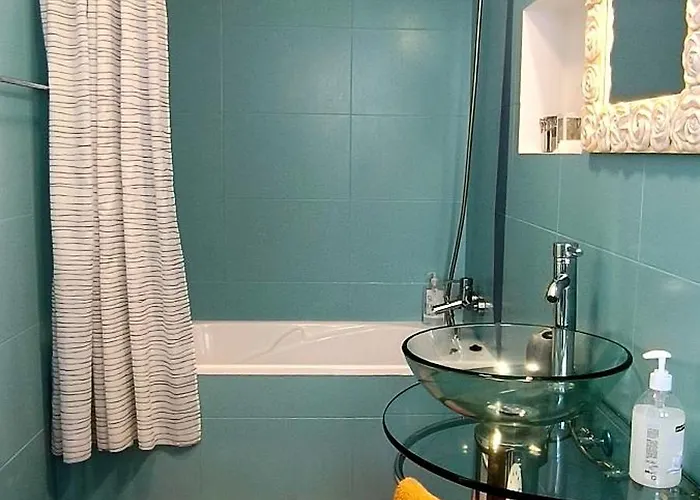 Δωμάτια σε οικογενειακή κατοικία Upstairs *