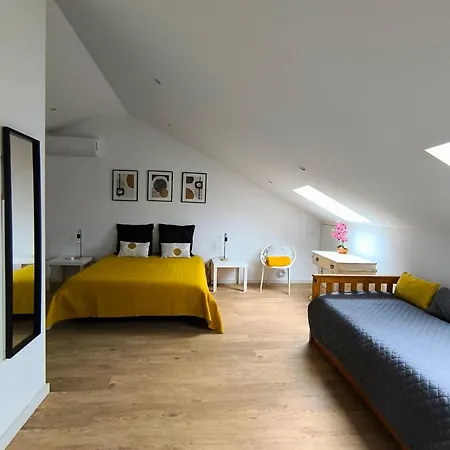 Homestay Upstairs *