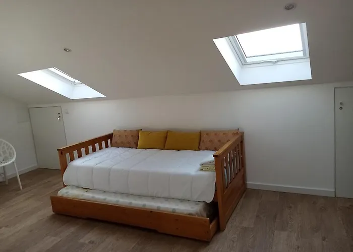 Upstairs * Ponta Delgada